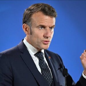 fransa cumhurbaskani macron putin barisa istekli degil RYrWZV7O