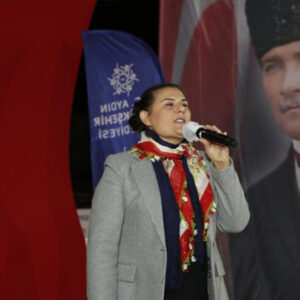 ozlem cercioglunun chpden akpye gececegi iddia edildi akpnin aydin yoneticisi yalanladi sultanhisar belediye baskani partiye katilacak fZ2p9xtK