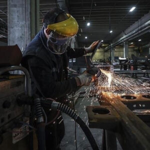 sanayi uretimi yillik yuzde 83 artti pfP3P3xS