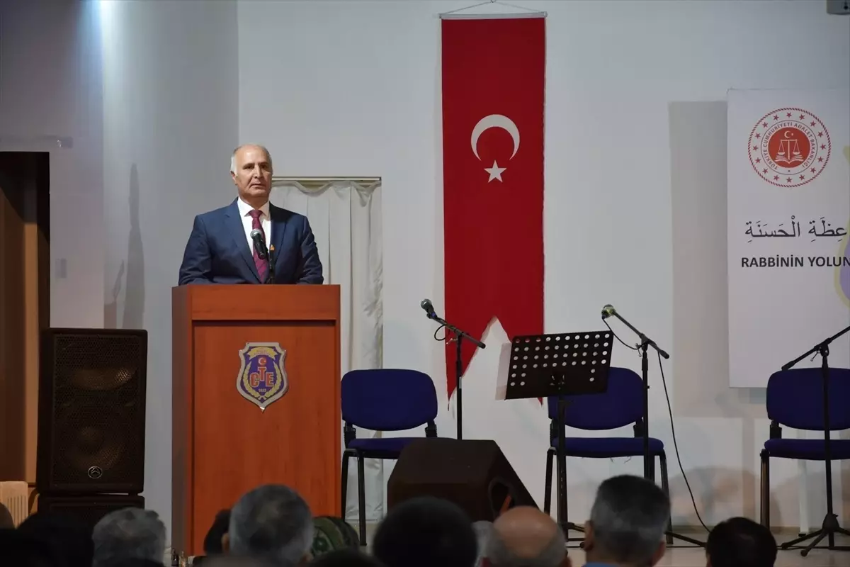 cezaevinde hafizlik egitimi tamamlandi Fb22kxCx.jpg