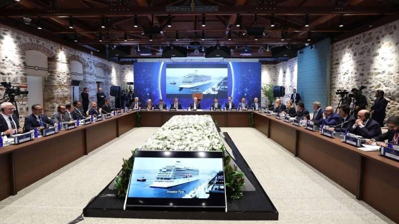 yatirim danisma komitesi istanbulda toplaniyor bakan simsek sunum gerceklestirecek njk8GwP2