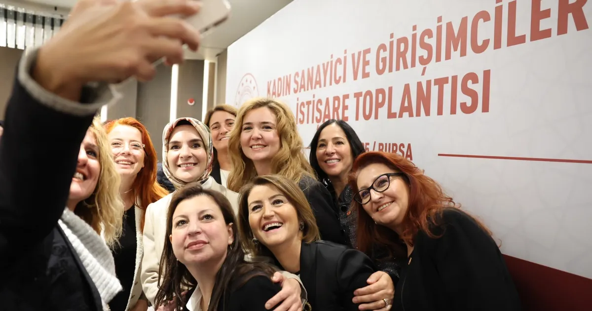 aile ve sosyal hizmetler bakani goktas bursada kadin sanayici ve girisimcilerle bulustu S44lsbAq.webp