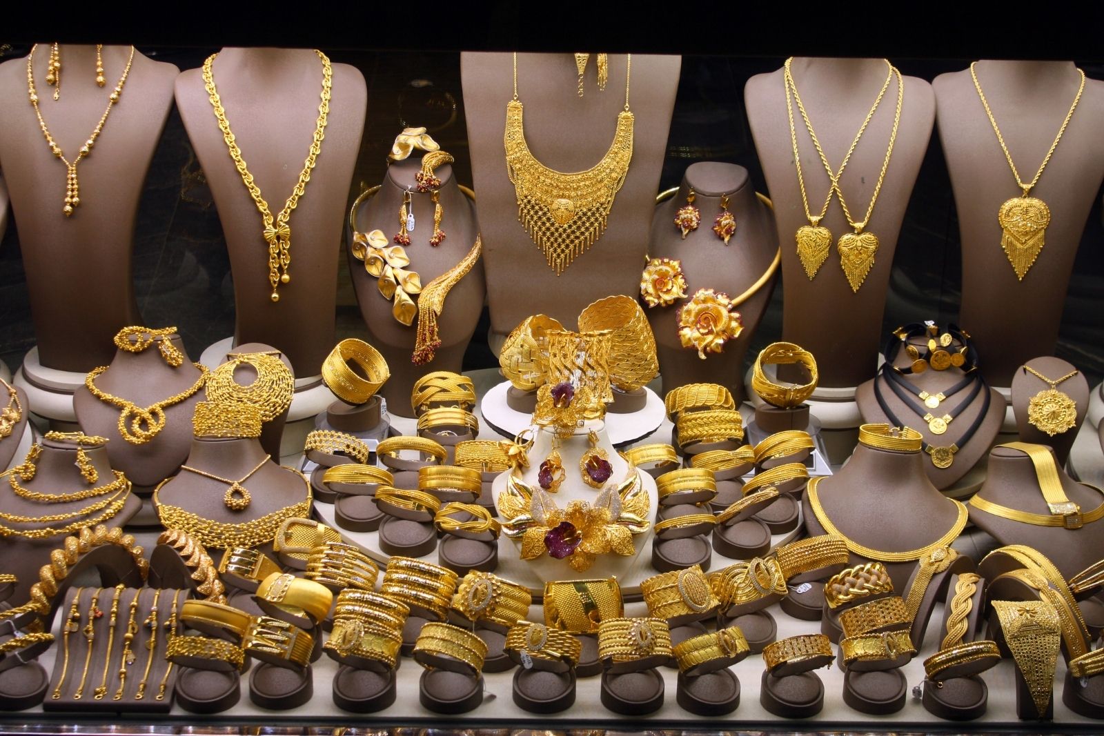 altin gune yukselisle basladi grami 5 bin 368 liradan islem goruyor AMRYrQ1G.jpg